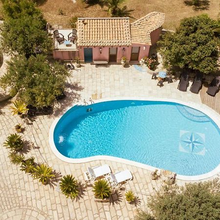 Dependance In Villa Con Piscina Ragusa Eksteriør bilde