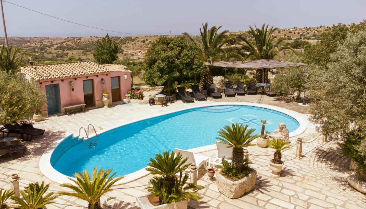 Dependance In Villa Con Piscina Ragusa Eksteriør bilde