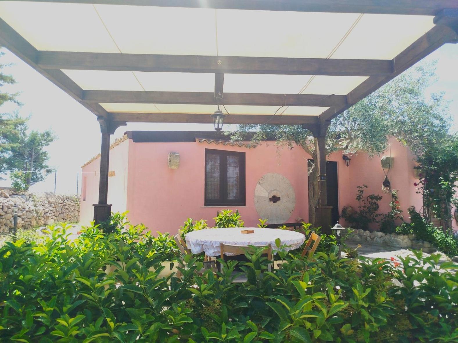 Dependance In Villa Con Piscina Ragusa Eksteriør bilde